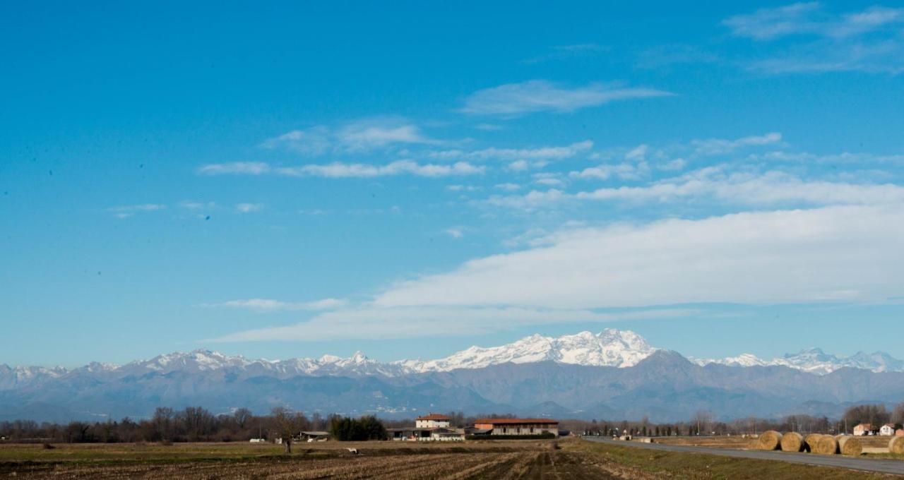 Appartamenti Matteotti 54 Biandrate Esterno foto